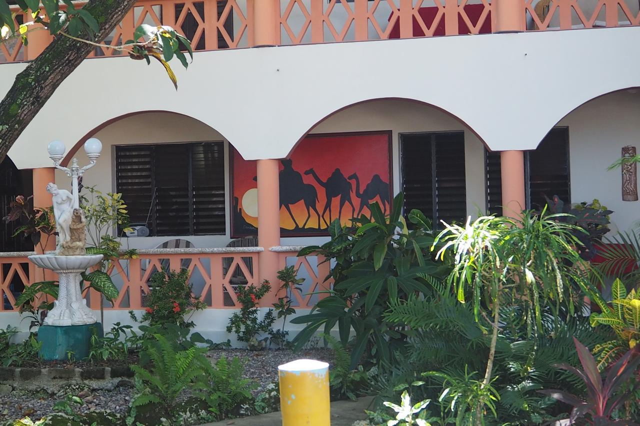 Residencial Estephany Sosua Exterior photo
